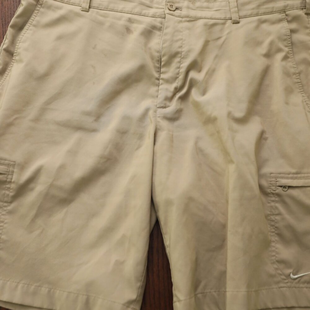 Nike Golf Shorts Mens 38 Beige Performance Pleated Casual 9" Inseam